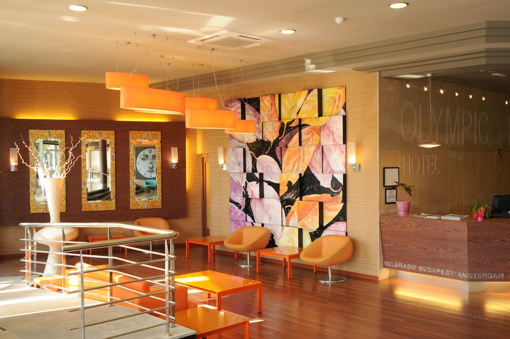 Evenia Olympic Palace — Hotel building in Lloret de Mar, Catalonia