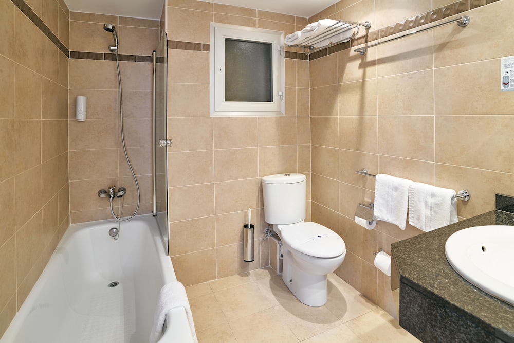 Flamboyan Caribe Hotel & Spa — Hotel rooms in Magaluf, Balearic Islands