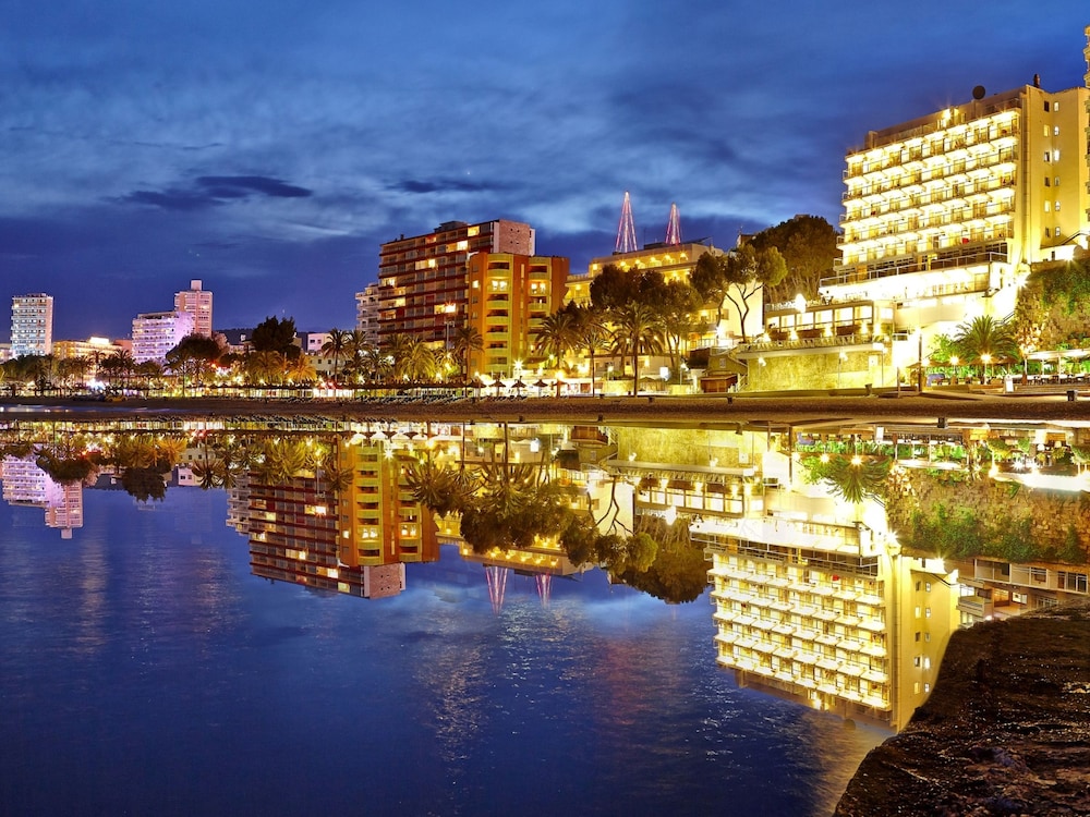 Flamboyan Caribe Hotel & Spa — Attractions in the area in Magaluf, Balearic Islands