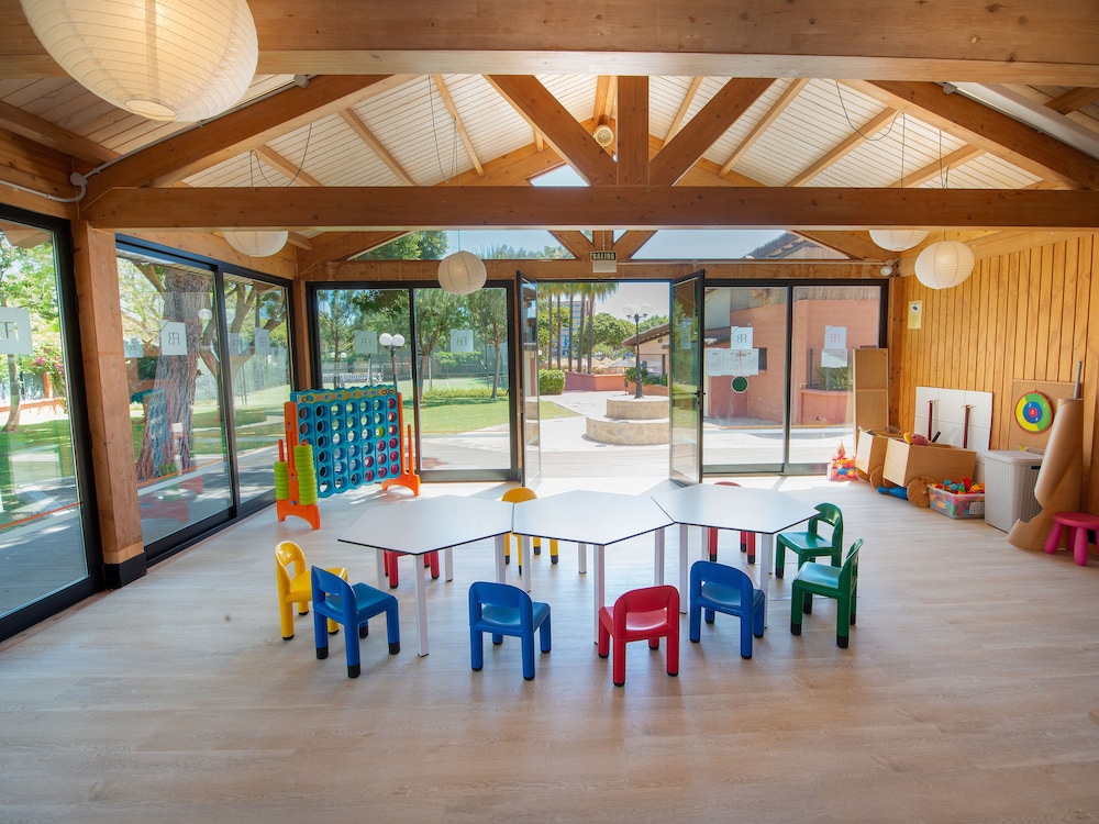 Aparthotel Fuengirola Beach — Attractions for children in Fuengirola, Andalusia