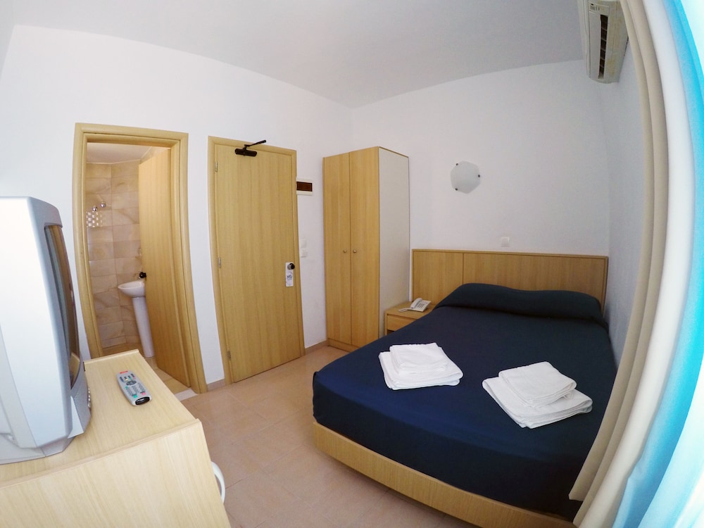 Europa Hotel — Hotel rooms in Rhodes Town, South Aegean