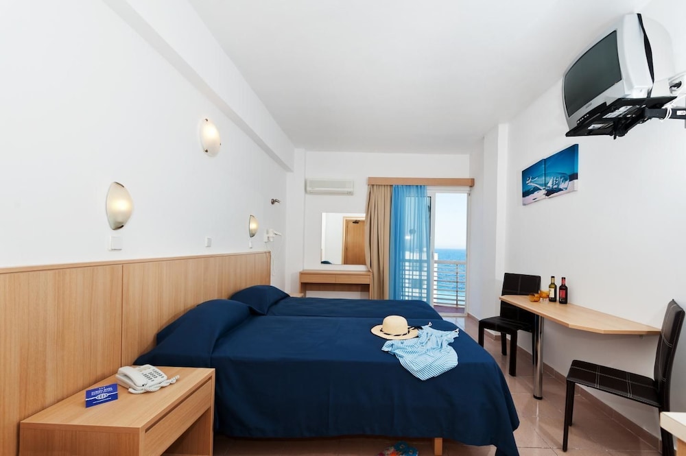 Europa Hotel — Hotel rooms in Rhodes Town, South Aegean