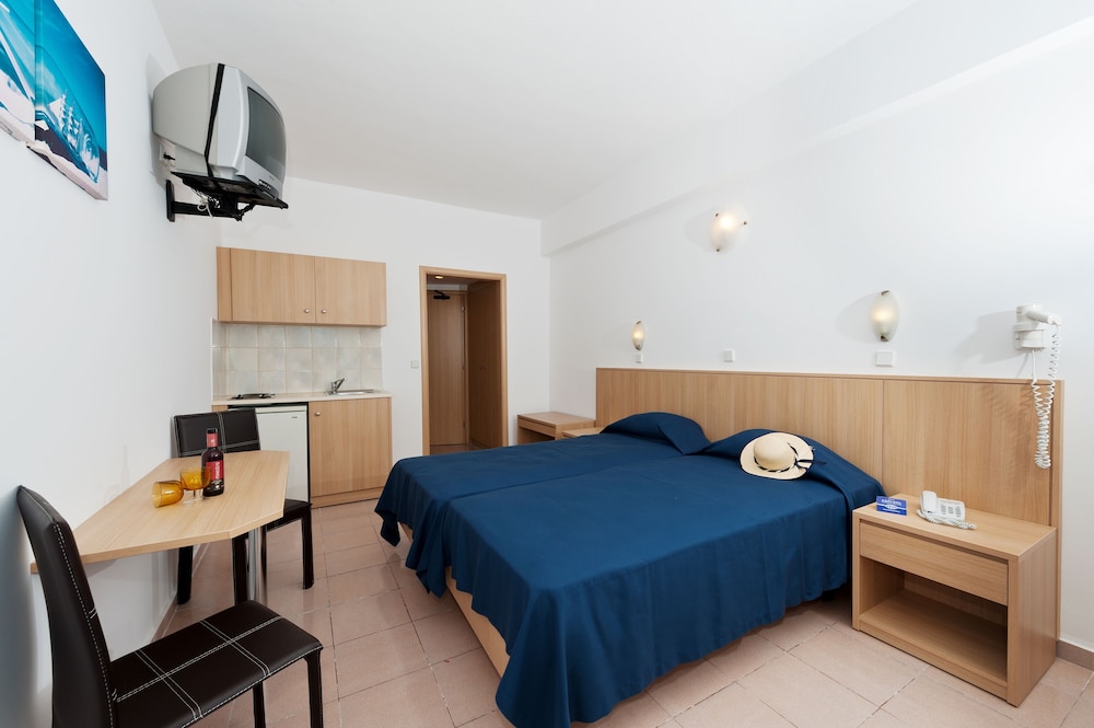Europa Hotel — Hotel rooms in Rhodes Town, South Aegean