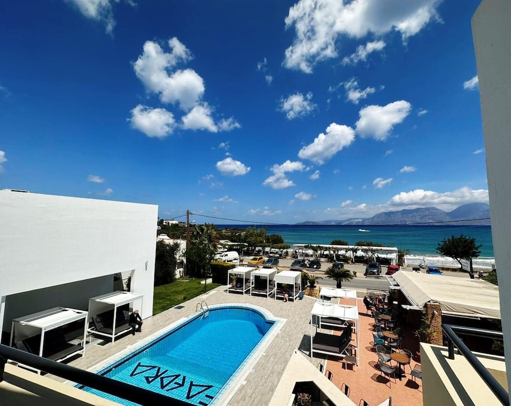 Faedra Beach Hotel — Swimming pool in Ammoudara (Agios Nikolaos)