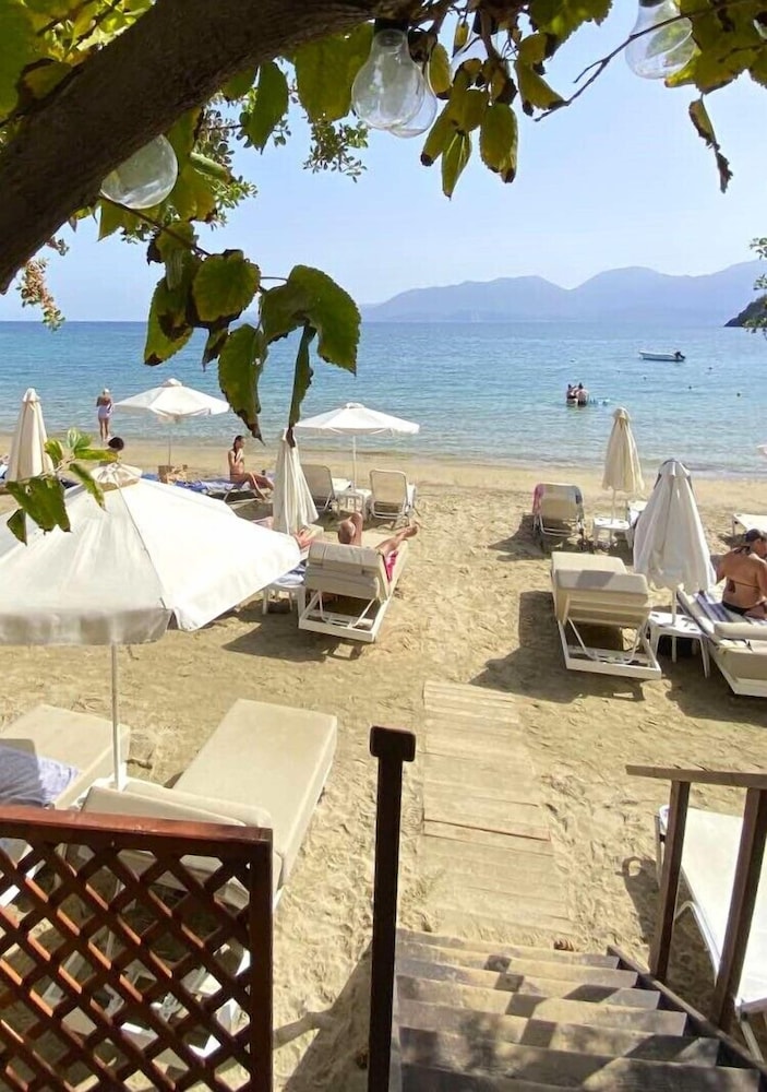 Faedra Beach Hotel — Beach in Ammoudara (Agios Nikolaos)