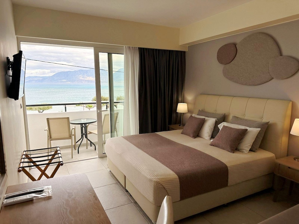 Faedra Beach Hotel — Hotel rooms in Ammoudara (Agios Nikolaos)