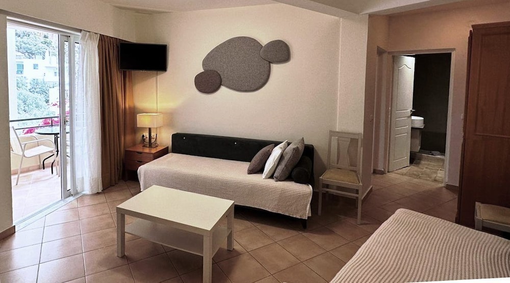 Faedra Beach Hotel — Hotel rooms in Ammoudara (Agios Nikolaos)