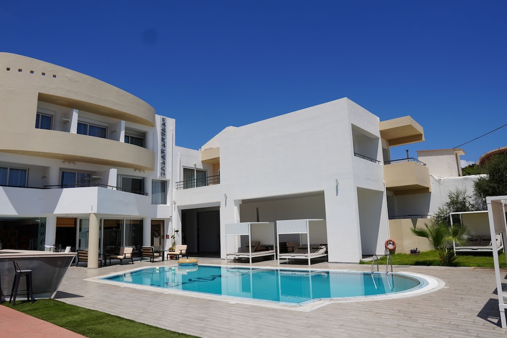 Faedra Beach Hotel — Hotel building in Ammoudara (Agios Nikolaos)