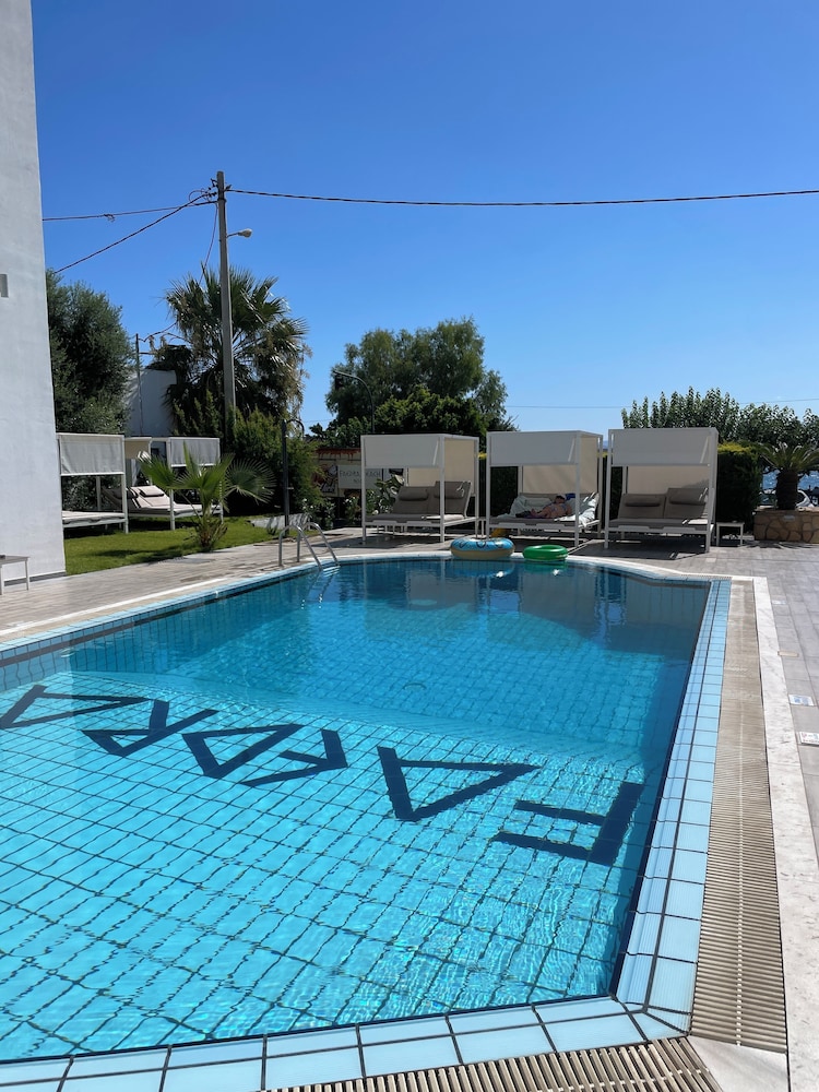 Faedra Beach Hotel — Swimming pool in Ammoudara (Agios Nikolaos)