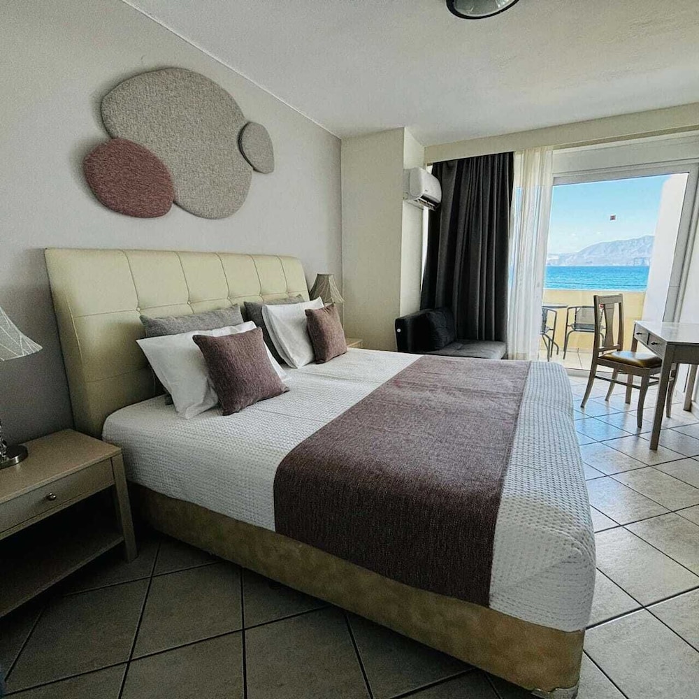 Faedra Beach Hotel — Hotel rooms in Ammoudara (Agios Nikolaos)