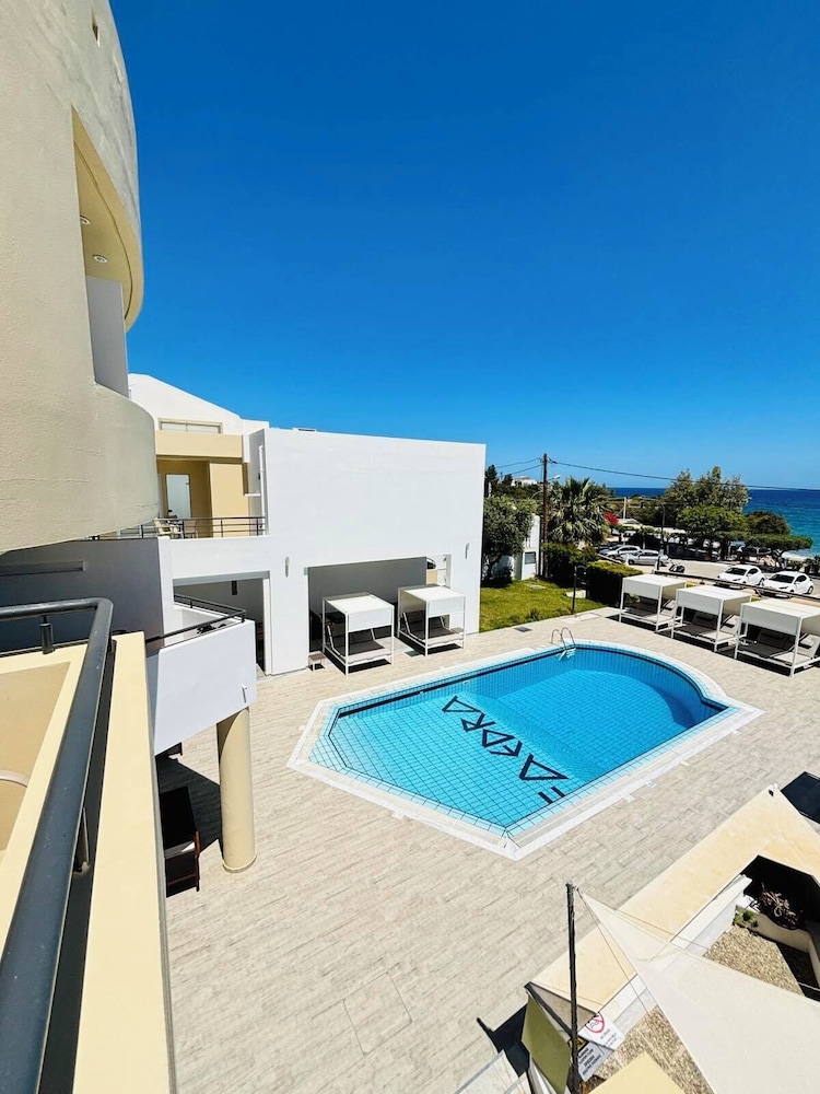 Faedra Beach Hotel — Swimming pool in Ammoudara (Agios Nikolaos)