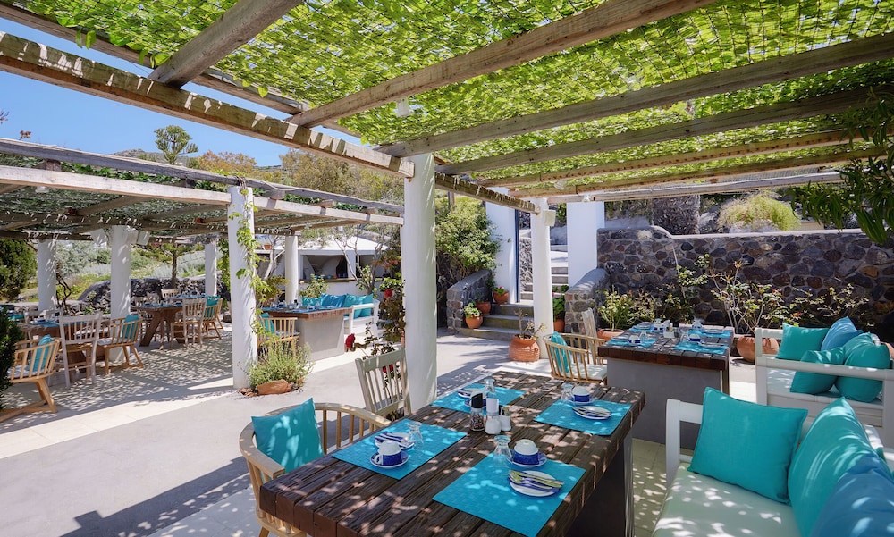 Finikia Memories Hotel — Restaurant & bars in Oia, South Aegean