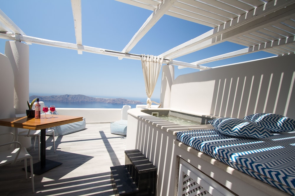 Galaxy Suites & Villas — Spa in Imerovigli, South Aegean