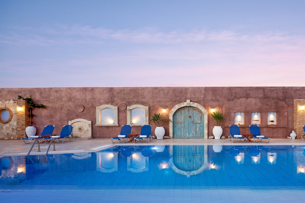 Golden Bay Apartments-Garden Haven — Swimming pool in Malia