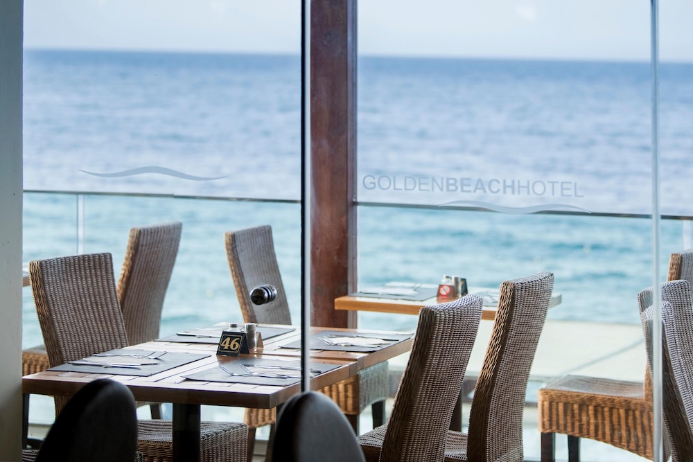 Golden Beach Hotel — Restaurant & bars in Hersonissos