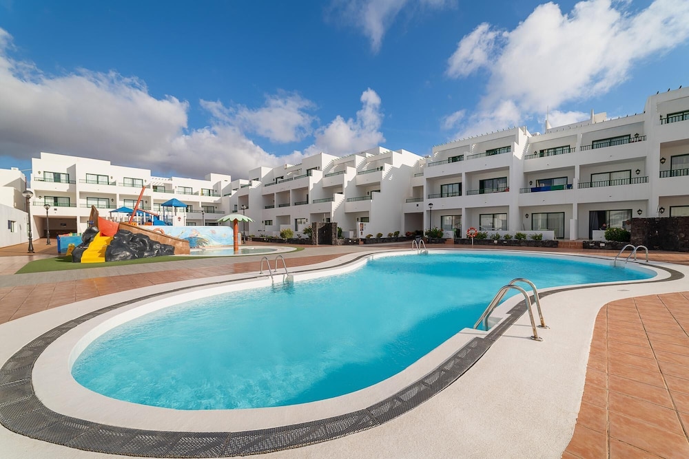 Galeon Playa — Swimming pool in Costa Teguise, Canary Islands
