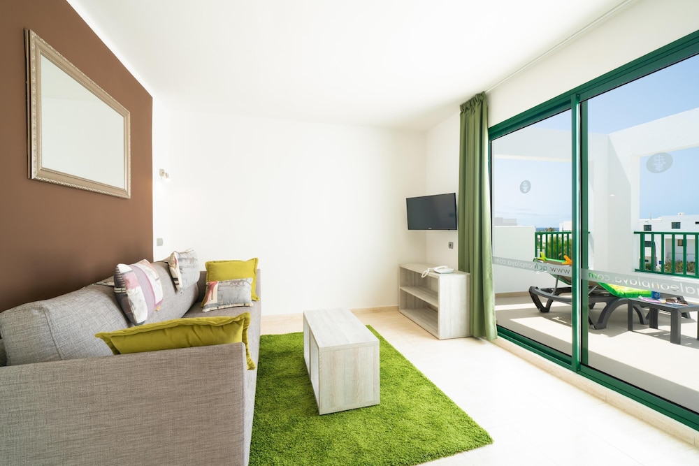 Galeon Playa — Hotel rooms in Costa Teguise, Canary Islands