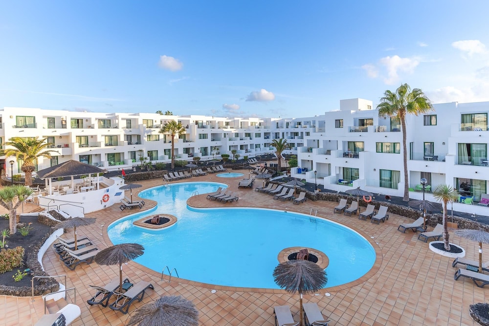Galeon Playa — Swimming pool in Costa Teguise, Canary Islands