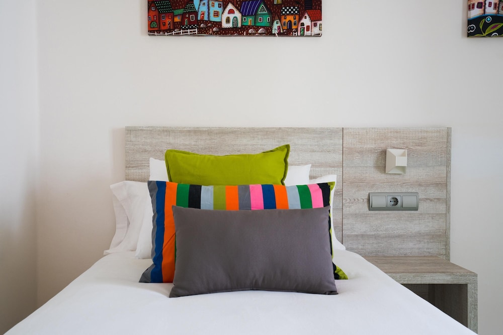 Galeon Playa — Hotel rooms in Costa Teguise, Canary Islands