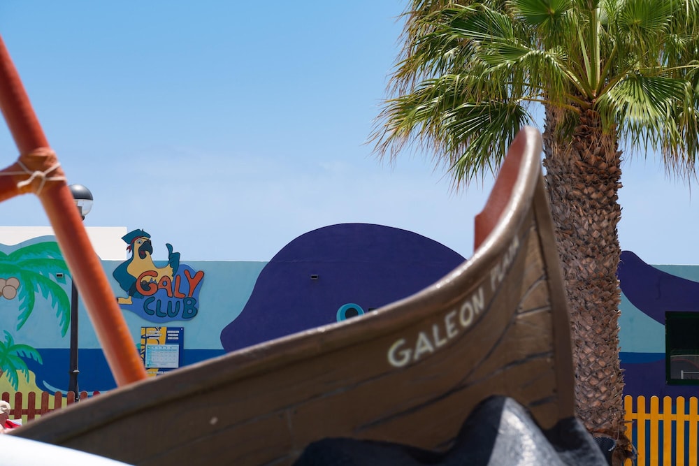 Galeon Playa — Attractions for children in Costa Teguise, Canary Islands