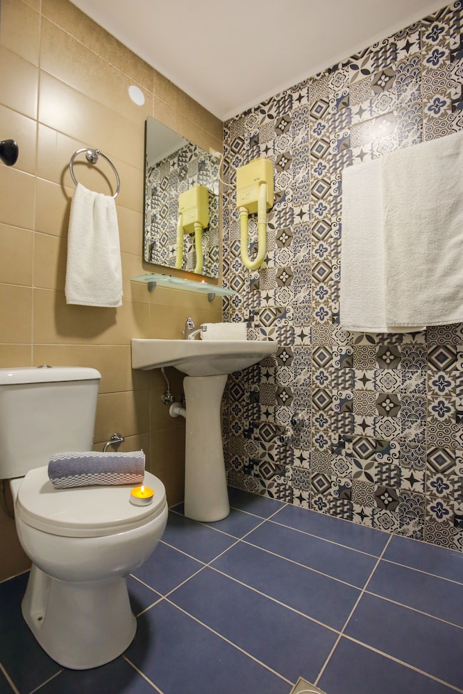Happy Days Studios — Hotel rooms in Malia