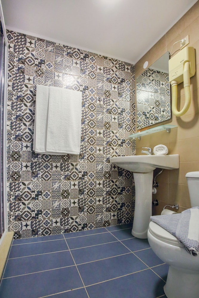 Happy Days Studios — Hotel rooms in Malia