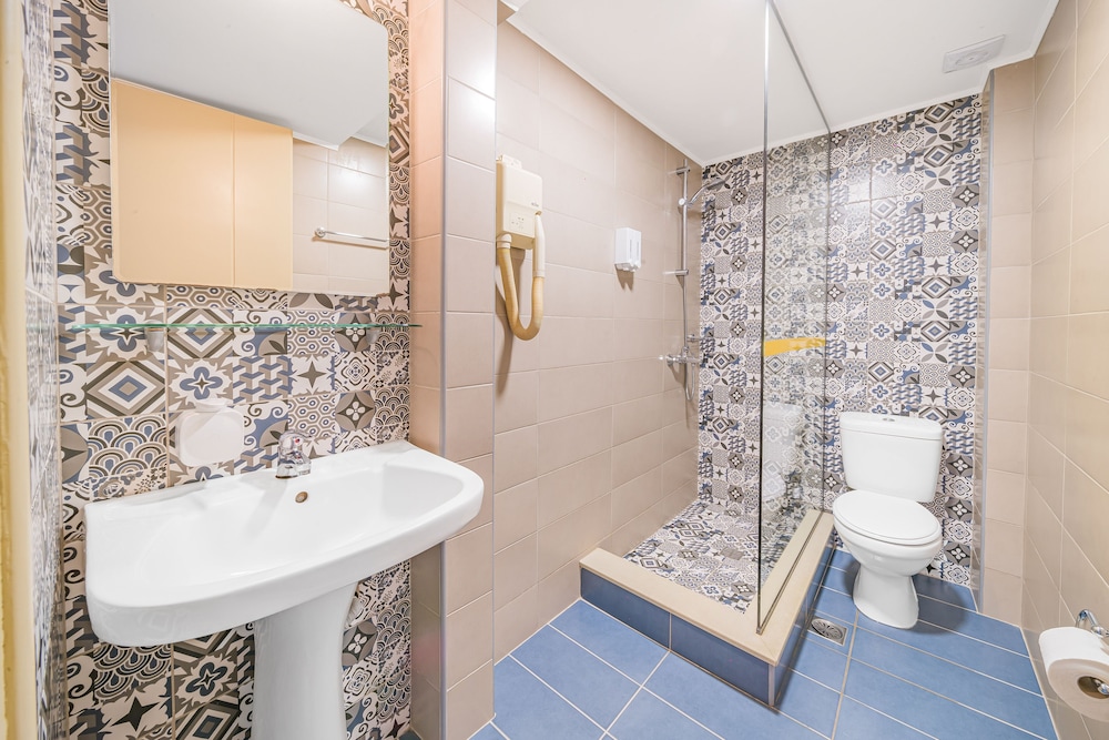 Happy Days Studios — Hotel rooms in Malia
