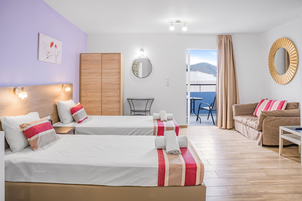 Happy Days Studios — Hotel rooms in Malia