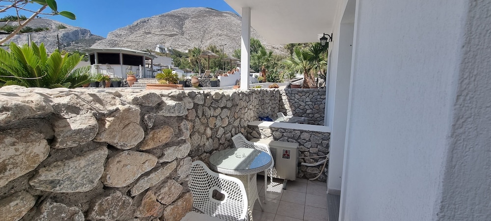 Horizon Resort — Hotel building in Kamari, South Aegean