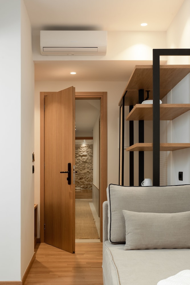 Hotel Ideon — Hotel rooms in Rethymnon