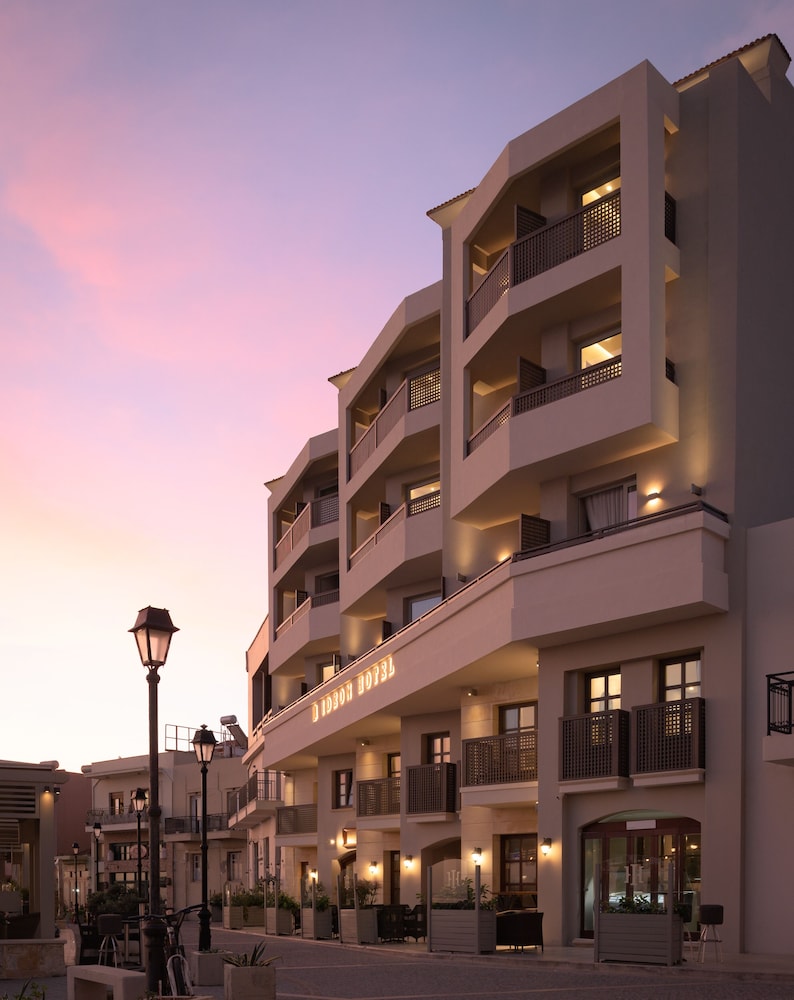 Hotel Ideon — Hotel building in Rethymnon