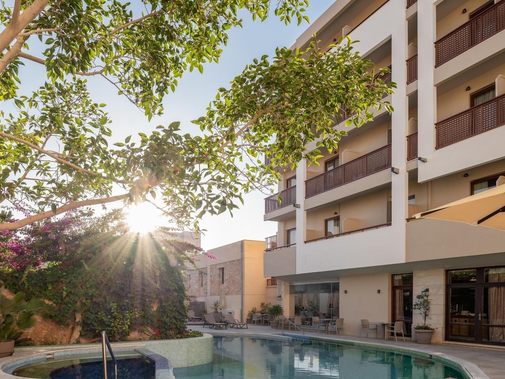 Hotel Ideon — Swimming pool in Rethymnon