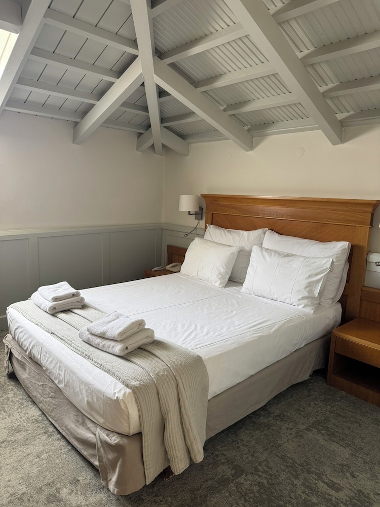 Hotel Ideon — Hotel rooms in Rethymnon