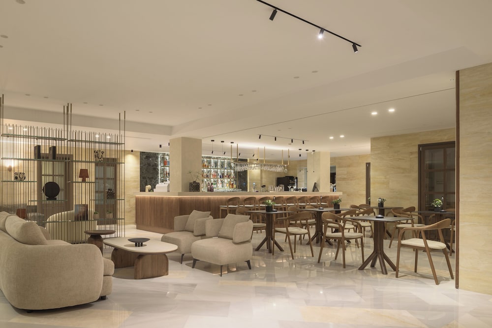 Hotel Ideon — Restaurant & bars in Rethymnon