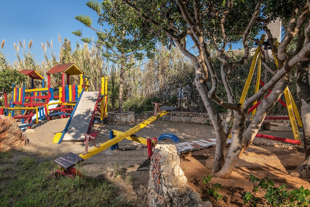Iliostasi Beach Apartments — Attractions for children in Hersonissos