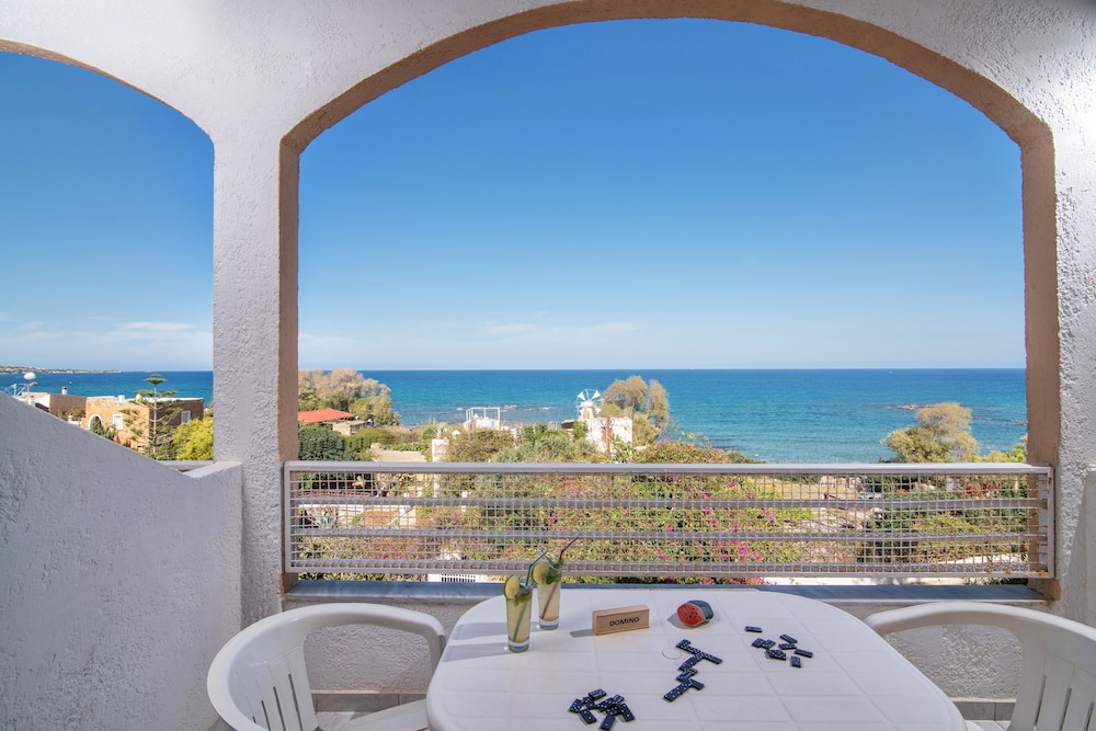 Iliostasi Beach Apartments — Attractions in the area in Hersonissos