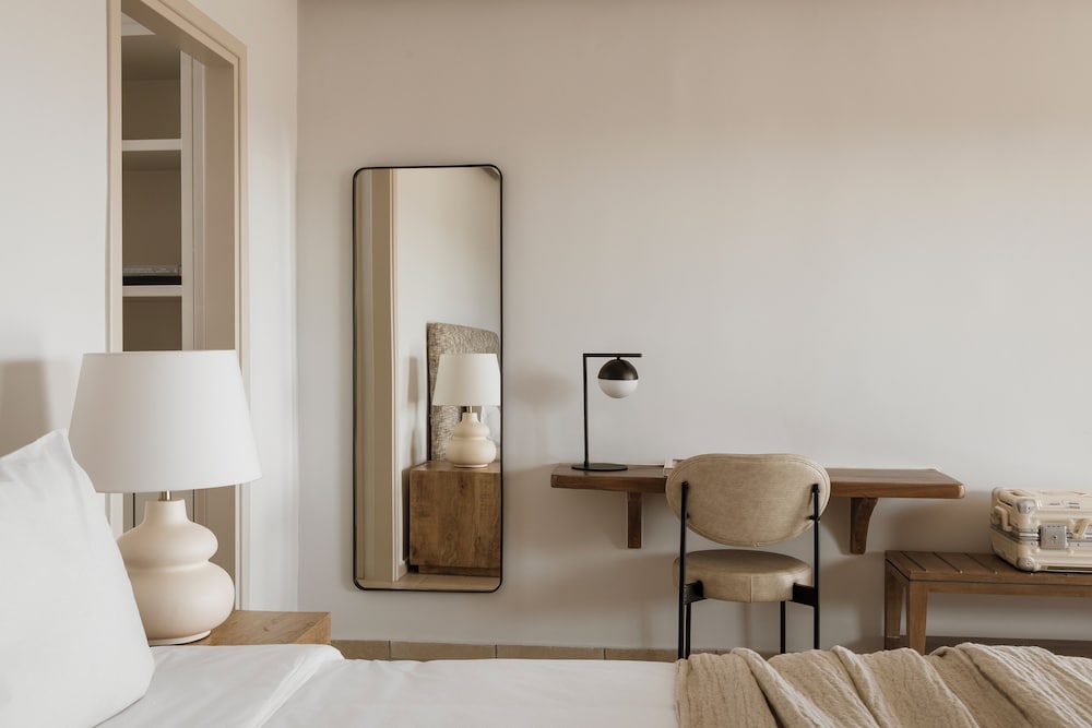 Amaria Beach Resort — Hotel rooms in Kamari, South Aegean