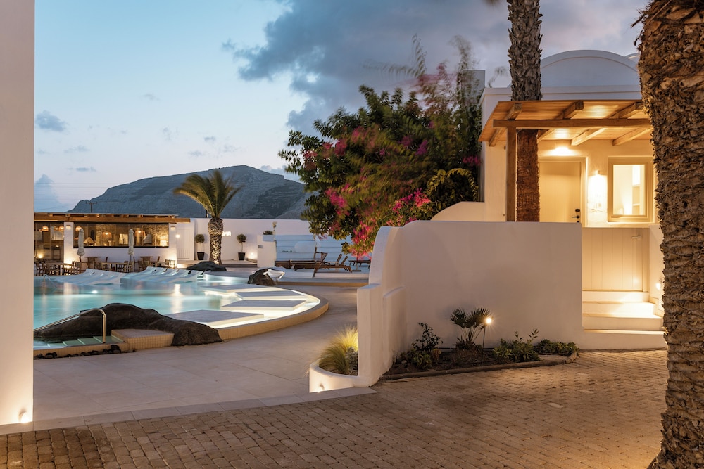 Amaria Beach Resort — Swimming pool in Kamari, South Aegean