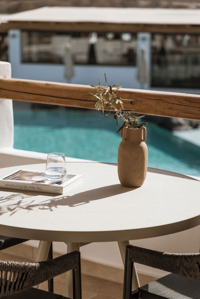 Amaria Beach Resort — Swimming pool in Kamari, South Aegean