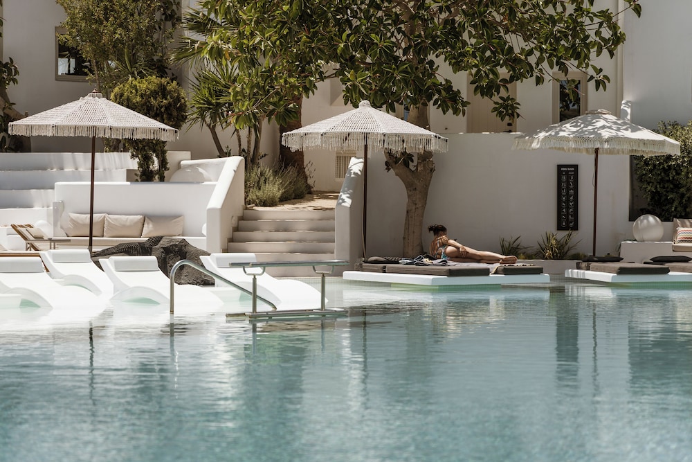 Amaria Beach Resort — Swimming pool in Kamari, South Aegean