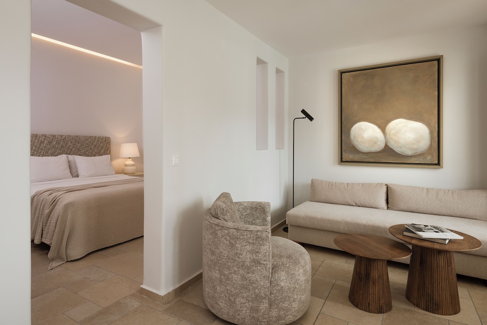 Amaria Beach Resort — Hotel rooms in Kamari, South Aegean