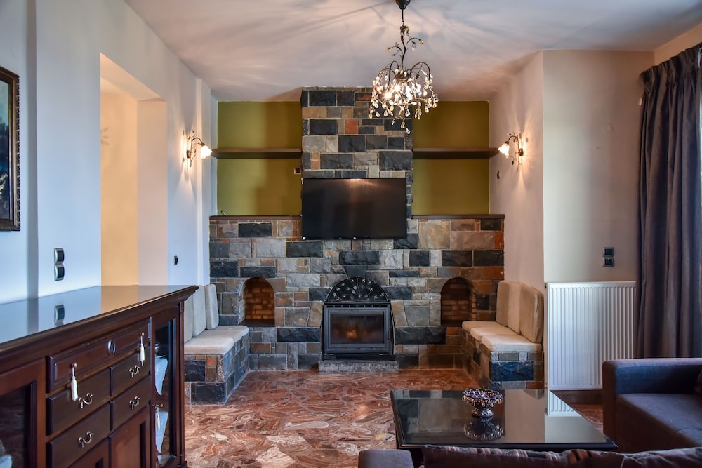 Iraklis Studios & Apartments — Hotel rooms in Stalida