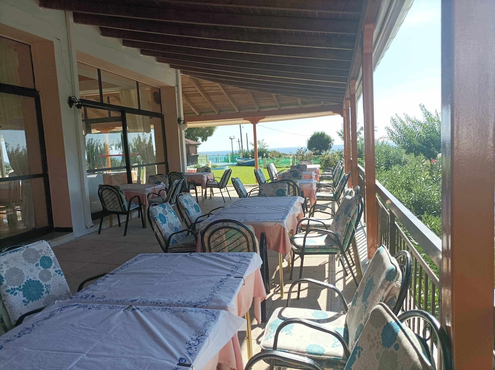 Irinna Hotel — Restaurant & bars in Svoronata, Ionian Islands