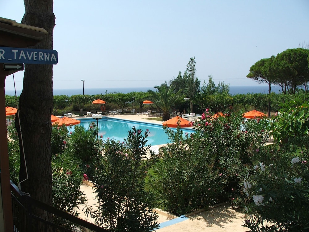 Irinna Hotel — Swimming pool in Svoronata, Ionian Islands
