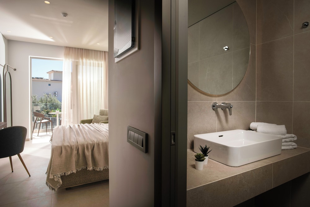 Karras Grande Resort — Hotel rooms in Tsilivi, Ionian Islands