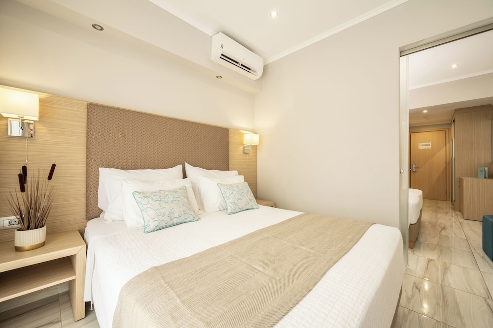 Karras Grande Resort — Hotel rooms in Tsilivi, Ionian Islands