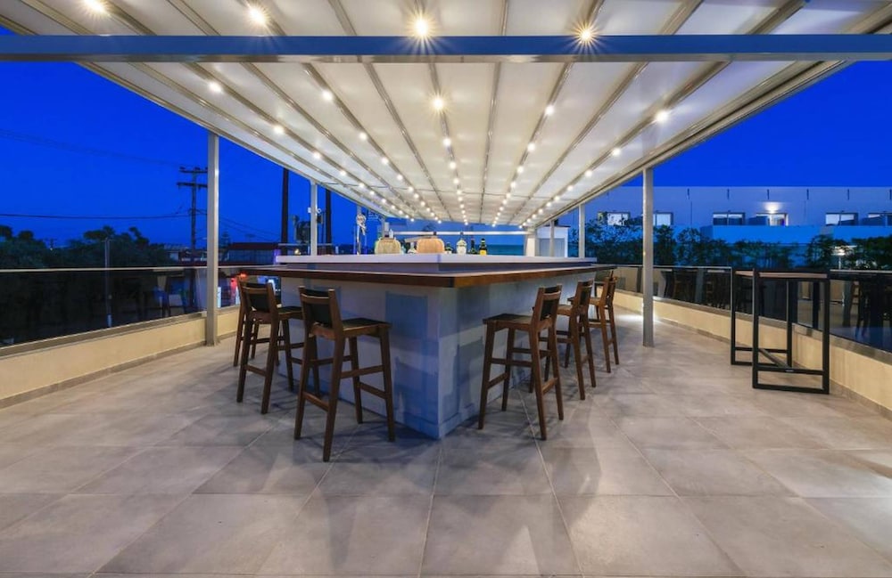 Karras Grande Resort — Restaurant & bars in Tsilivi, Ionian Islands