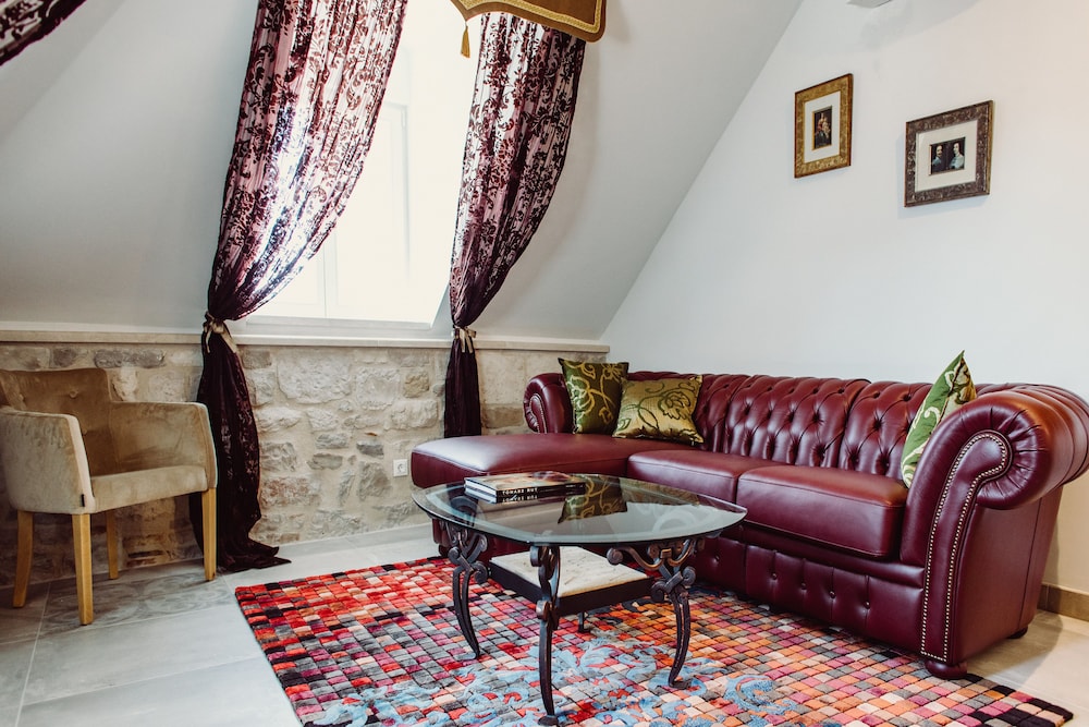 Villa Nepos Hotel — Hotel rooms in Split, Split-Dalmatia