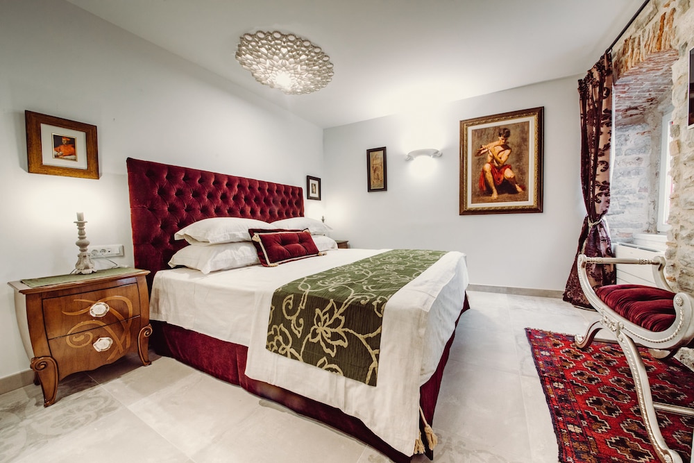 Villa Nepos Hotel — Hotel rooms in Split, Split-Dalmatia