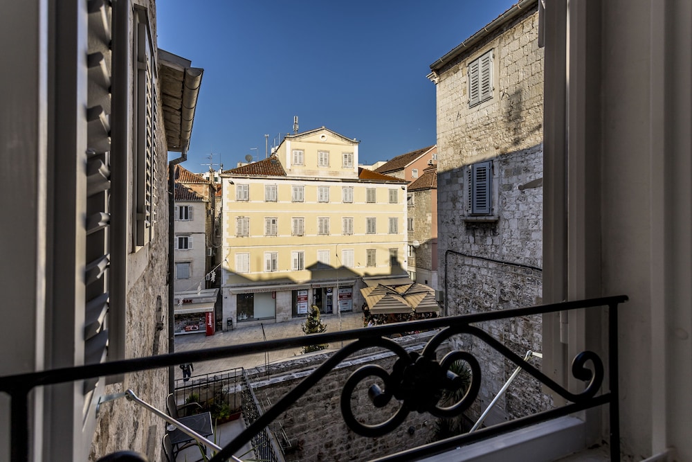 Villa Nepos Hotel — Hotel rooms in Split, Split-Dalmatia